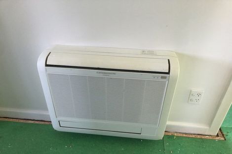 Photo of property in 34 Wainui Road, Waiwhetu, Lower Hutt, 5010