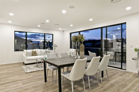 Photo of property in 21 Princes Street, Riverhead, 0820