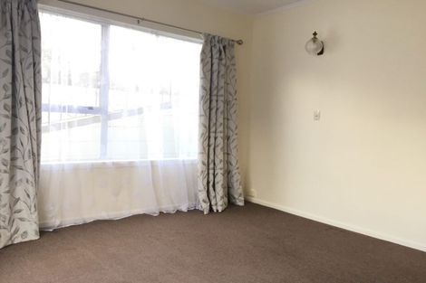 Photo of property in 132 Triangle Road, Massey, Auckland, 0614
