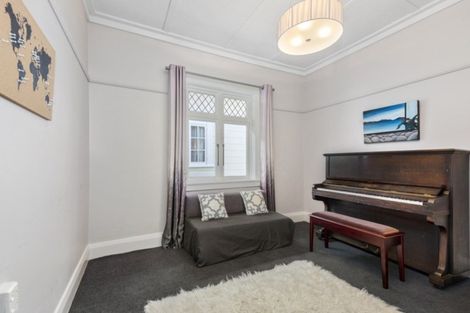 Photo of property in 52 William Street, Petone, Lower Hutt, 5012