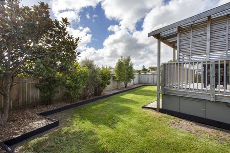 Photo of property in 2/204 Parkhurst Road, Parakai, 0830