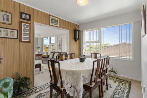 Photo of property in 42 Juniper Road, Sunnynook, Auckland, 0620