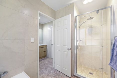 Photo of property in 94 Westerham Drive, Dannemora, Auckland, 2016