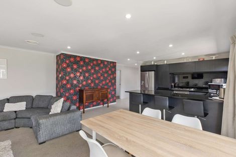 Photo of property in 31 Harbour Crest Drive, Waiuku, 2123