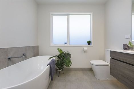 Photo of property in 74 Heretaunga Street, Palmerston North, 4414