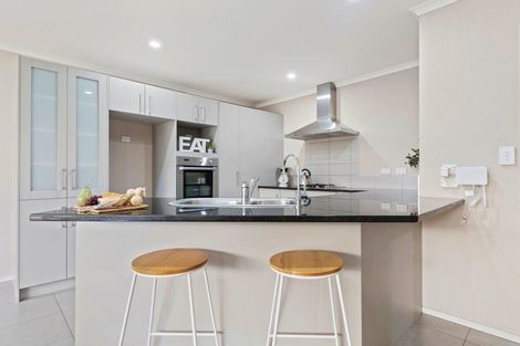 Photo of property in 13 Amapur Place, Flat Bush, Auckland, 2019