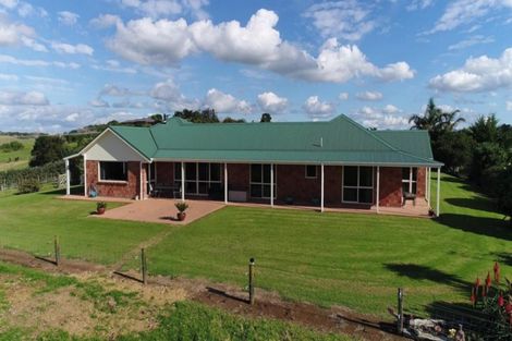 Photo of property in 187 Oaks Road, Portland, Whangarei, 0178