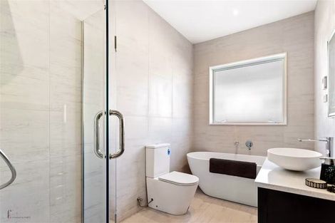 Photo of property in 4 Cutfield Lane, Kumeu, 0810