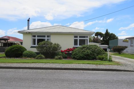 Photo of property in 36 Albert Street, Winton, 9720