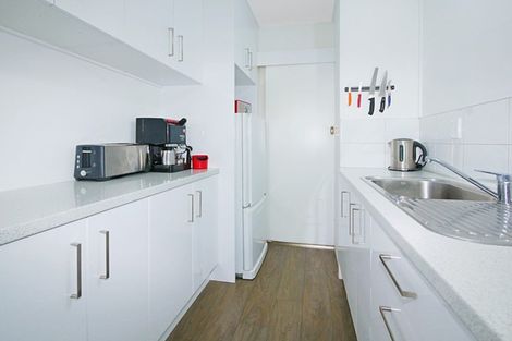 Photo of property in 4 Claremont Grove, Mount Victoria, Wellington, 6011