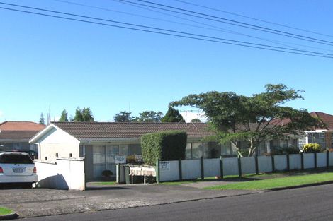 Photo of property in 10 Karaka Street, New Lynn, Auckland, 0600
