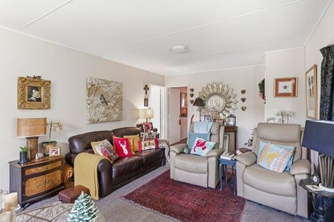 Photo of property in 5 Dennis Taylor Court, Paraparaumu, 5032