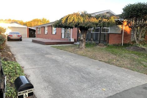 Photo of property in 4 Lodge Place, Ilam, Christchurch, 8041