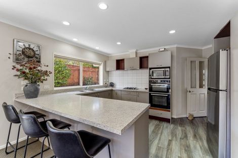 Photo of property in 15 Fytfield Place, Paraparaumu, 5032