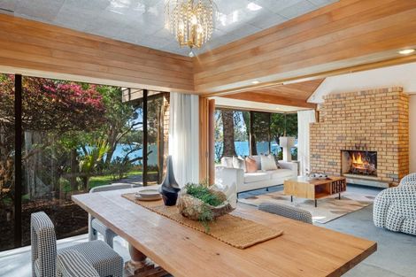Photo of property in 12 Dayspring Way, Pakuranga, Auckland, 2010