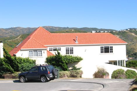 Photo of property in 19 Bay Lair Grove, Island Bay, Wellington, 6023