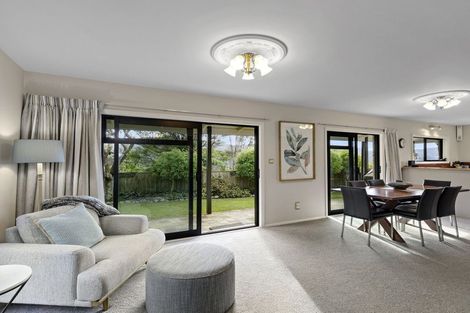 Photo of property in 2 Dunleith Grove, Silverstream, Upper Hutt, 5019