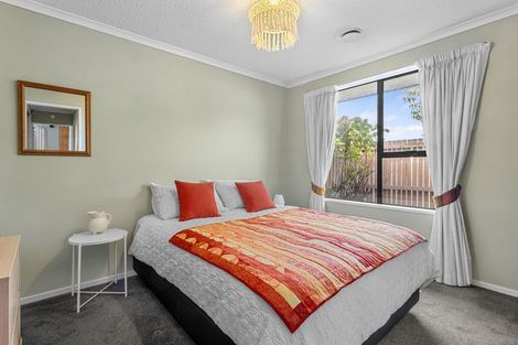 Photo of property in 11 Flaxwood Lane, Waltham, Christchurch, 8023