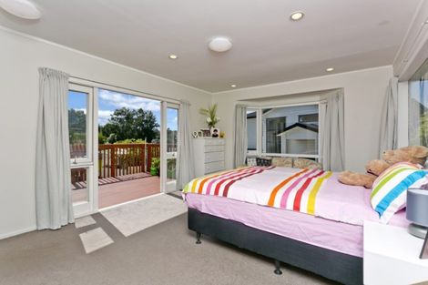Photo of property in 33 Diana Drive, Glenfield, Auckland, 0627