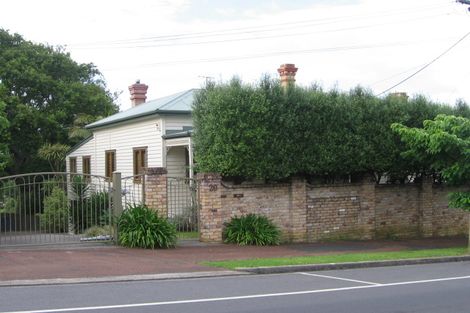 Photo of property in 20 West End Road, Herne Bay, Auckland, 1022