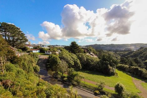 Photo of property in 9/6 Bushland Grove, Paparangi, Wellington, 6037