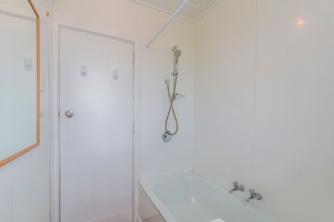 Photo of property in 6 Keri Place, Hei Hei, Christchurch, 8042