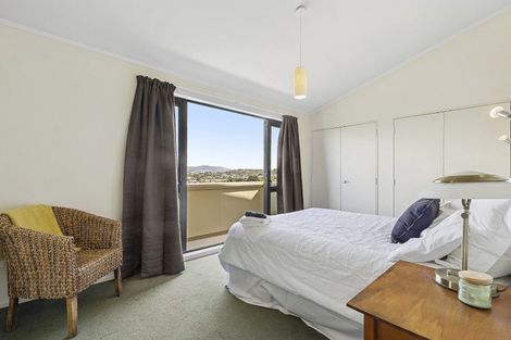 Photo of property in 6 Mitika Way, Strathmore Park, Wellington, 6022