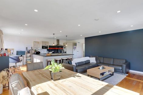 Photo of property in 14 Downes Street, Titahi Bay, Porirua, 5022