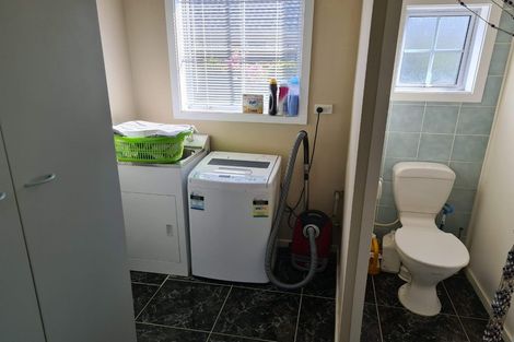 Photo of property in 11 Avonhead Road, Avonhead, Christchurch, 8042