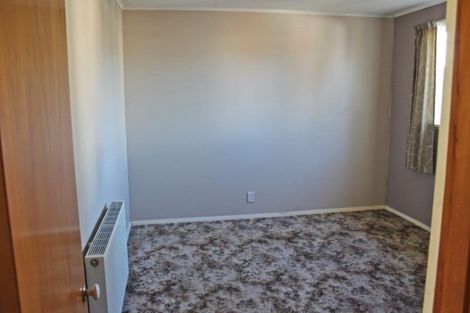 Photo of property in 62 Romilly Street, Westport, 7825