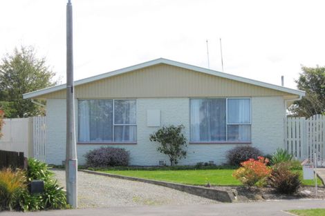 Photo of property in 7 Banks Place, Rangiora, 7400