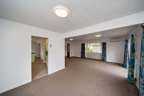 Photo of property in 10b Camden Street, Vogeltown, New Plymouth, 4310