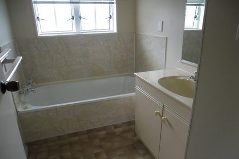 Photo of property in 40 Neeve Road, Taradale, Napier, 4112