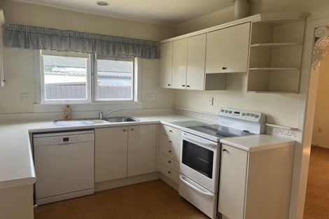 Photo of property in 26 Bernard Street, Chedworth, Hamilton, 3210