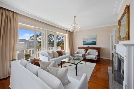 Photo of property in 102a Kitchener Road, Milford, Auckland, 0620