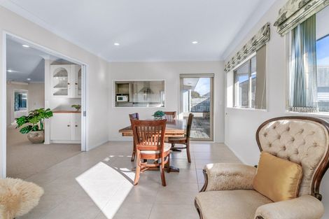 Photo of property in 63 Winchester Street, Levin, 5510