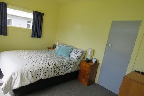 Photo of property in 36 Albert Street, Winton, 9720