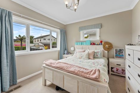Photo of property in 11 Hathaway Avenue, Boulcott, Lower Hutt, 5010