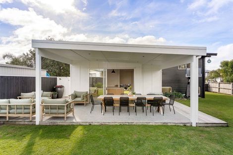 Photo of property in 105 Blane Place, Whangamata, 3620