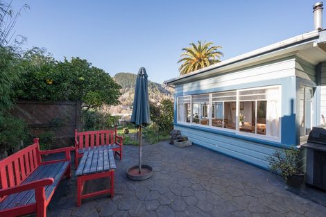 Photo of property in 92 Kawai Street, Nelson South, Nelson, 7010