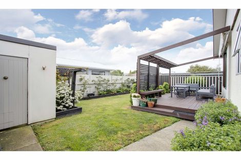 Photo of property in 504 Grove Road, Mayfair, Hastings, 4122