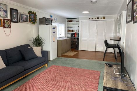 Photo of property in 25 Routley Drive, Glen Eden, Auckland, 0602