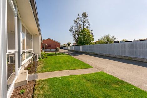 Photo of property in 1-11/94 Avenue Road, West End, Timaru, 7910