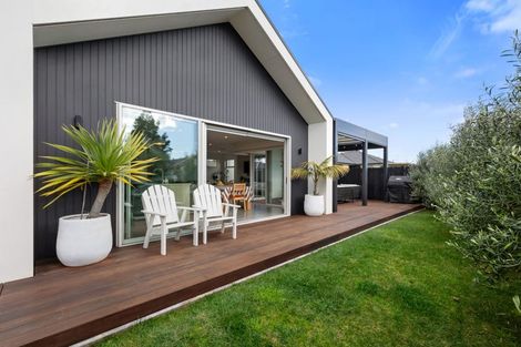 Photo of property in 409 Frankley Road, Ferndale, New Plymouth, 4310