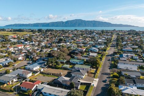 Photo of property in 76b Donovan Road, Paraparaumu Beach, Paraparaumu, 5032