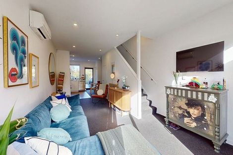 Photo of property in 39 Rua Kai Way, Brooklyn, Wellington, 6021