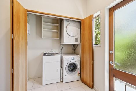 Photo of property in 8 Ranikhet Way, Khandallah, Wellington, 6035