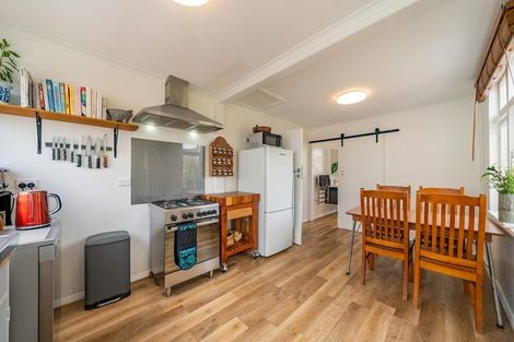 Photo of property in 9 East Street, Petone, Lower Hutt, 5012