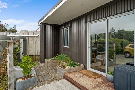 Photo of property in 17b Tuki Street, Titahi Bay, Porirua, 5022