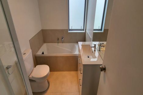 Photo of property in 15a Chadwick Crescent, Mangere East, Auckland, 2024